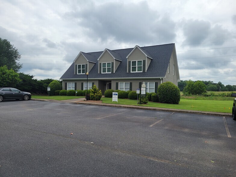 1026 Twelve Oaks Dr, Watkinsville, GA à louer - Photo du bâtiment - Image 3 de 6
