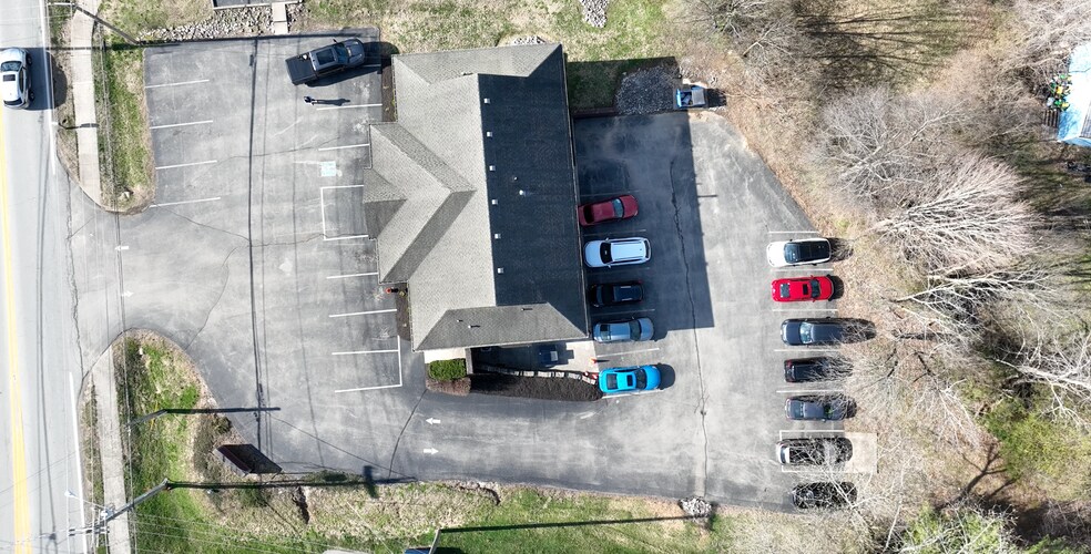 6435 Ky-146 Hwy, Crestwood, KY à vendre - Photo du bâtiment - Image 3 de 7