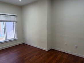 1927-1949 Westwood Blvd, Los Angeles, CA à louer Photo intérieure- Image 2 de 6