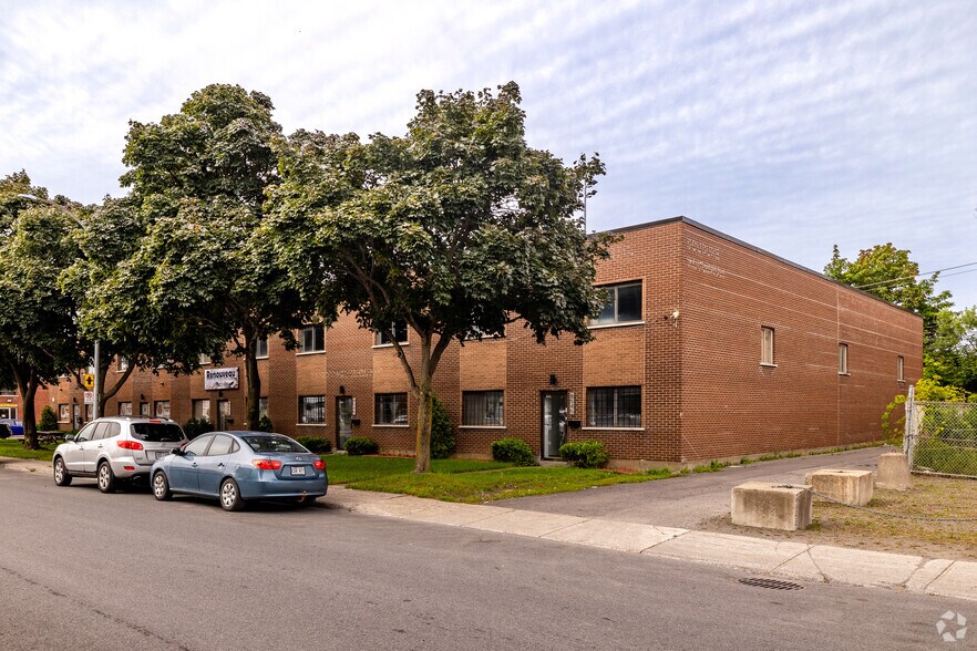 8545-8559 Rue Champ-d'Eau, Montréal, QC for sale - Primary Photo - Image 1 of 1