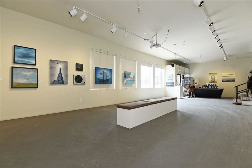 1285 Wellington St W, Ottawa, ON for sale - Interior Photo - Image 1 of 1