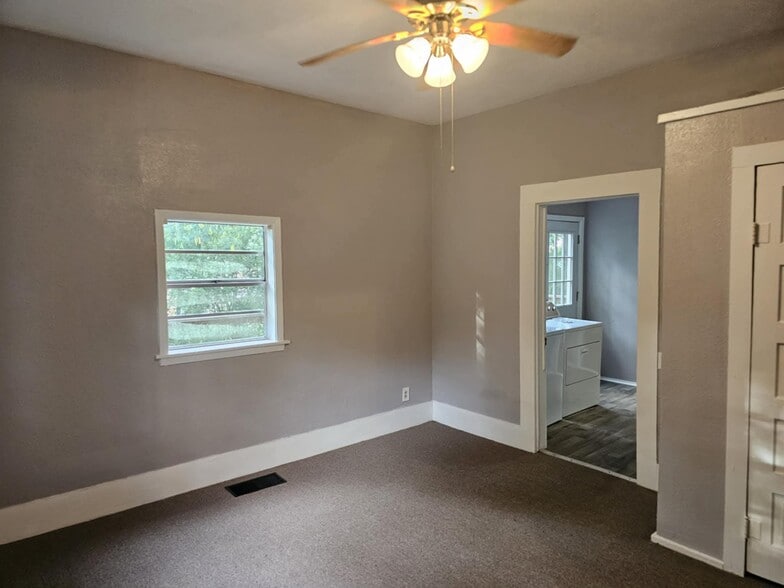 630 Worth St, Hemphill, TX à vendre - Photo du bâtiment - Image 3 de 19