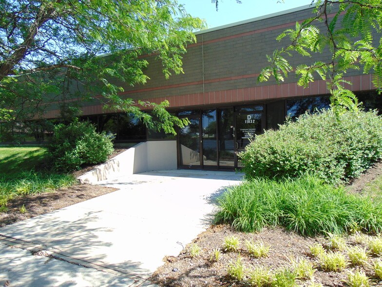11800-11846 Borman Dr, Saint Louis, MO à louer - Photo du bâtiment - Image 2 de 5