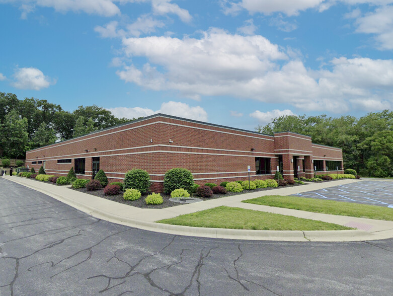 211 W Ridge Rd, Griffith, IN for lease - Building Photo - Image 1 of 17