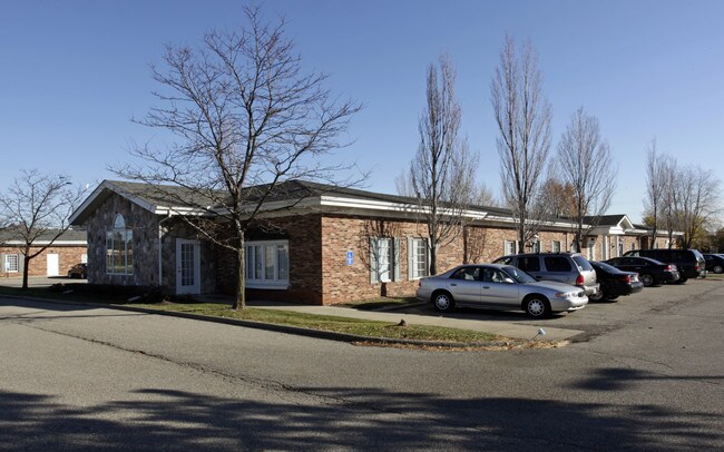 Plus de détails pour 39090 Garfield Rd, Clinton Township, MI - Bureau à louer