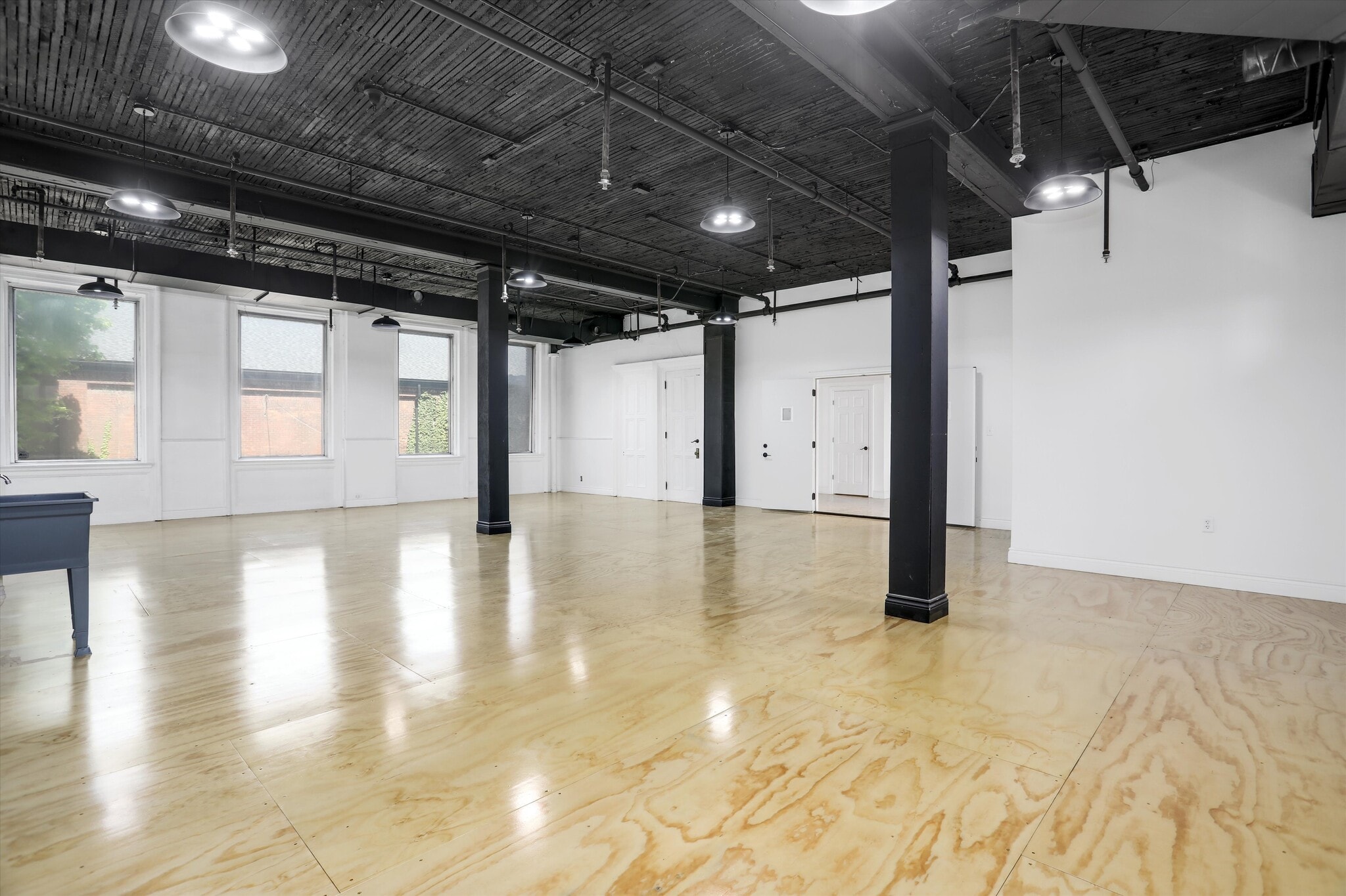 174 S Clark St, Detroit, MI for lease Interior Photo- Image 1 of 10