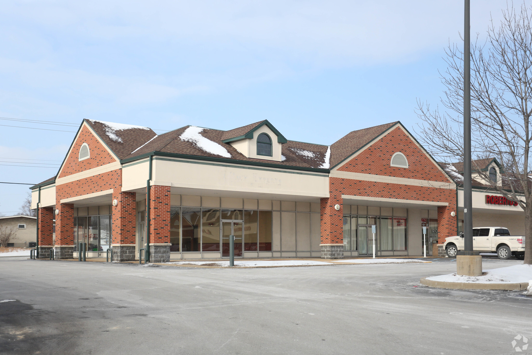 23 Mullanphy Garden Shopping Ctr, Florissant, MO à vendre Photo principale- Image 1 de 1