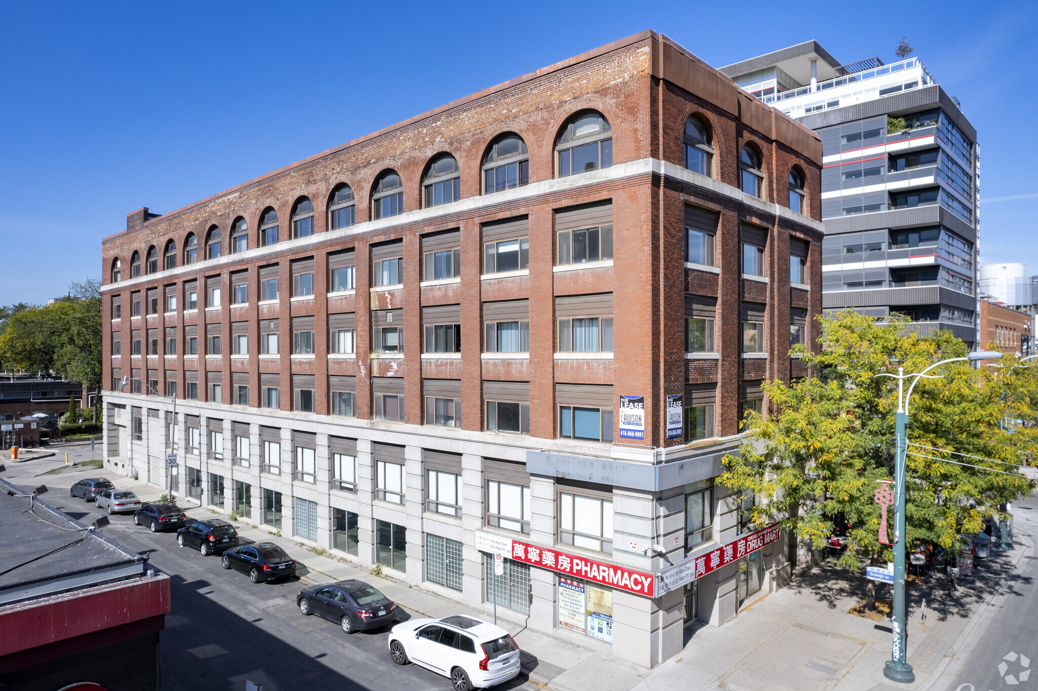 260 Spadina Ave, Toronto, ON for lease Primary Photo- Image 1 of 5