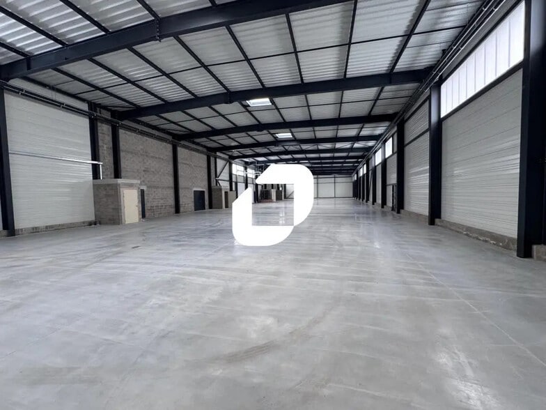 Flex in Geispolsheim for lease - Building Photo - Image 3 of 9