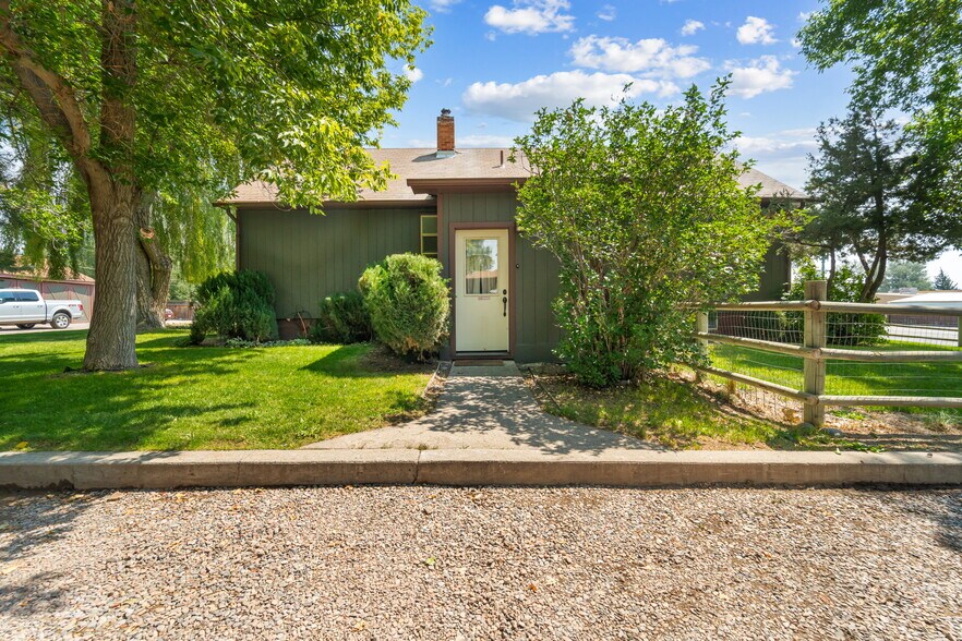 223 Main St, Meeker, CO à vendre - Photo du bâtiment - Image 3 de 7