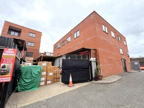 28-30 St Andrews Rd, London for lease Building Photo- Image 1 of 2