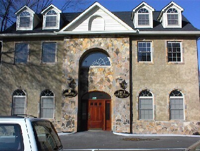 2013 Highland Ave, Knoxville, TN à louer - Photo du bâtiment - Image 1 de 10