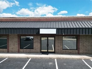 506 Idol St, High Point, NC for lease Interior Photo- Image 1 of 5