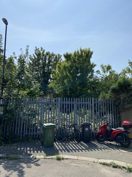 Kneller Rd, London for sale - Building Photo - Image 3 of 5