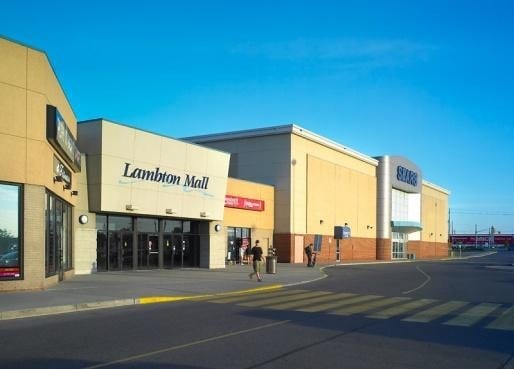 1380 London Rd, Sarnia, ON for sale Primary Photo- Image 1 of 1