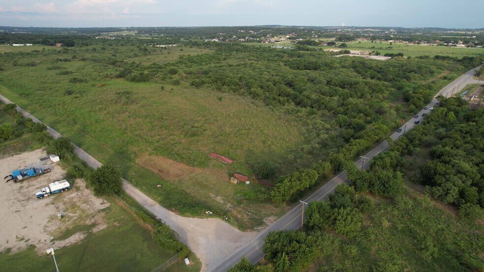 1565 SW Hulen St, Burleson, TX à vendre - Photo du bâtiment - Image 1 de 5