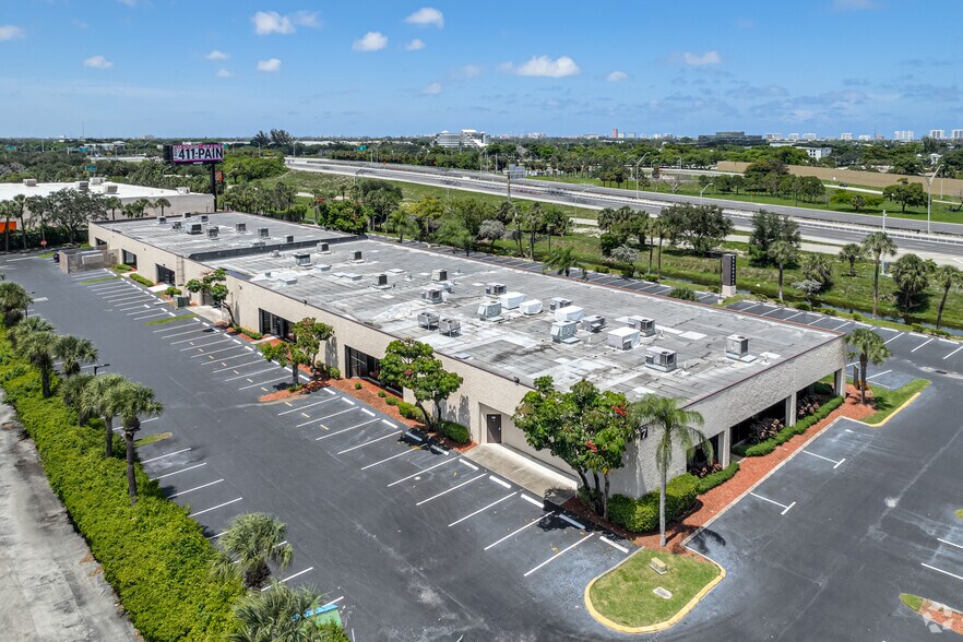 350-356 SW 12th Ave, Deerfield Beach, FL à louer - Aérien - Image 2 de 6
