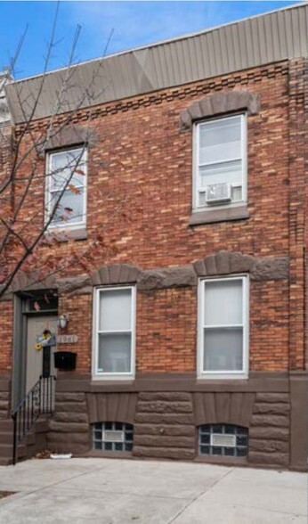 1961 E Stella St, Philadelphia, PA for sale - Primary Photo - Image 1 of 1