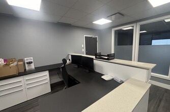 17704 103rd Ave NW, Edmonton, AB for lease Interior Photo- Image 2 of 4