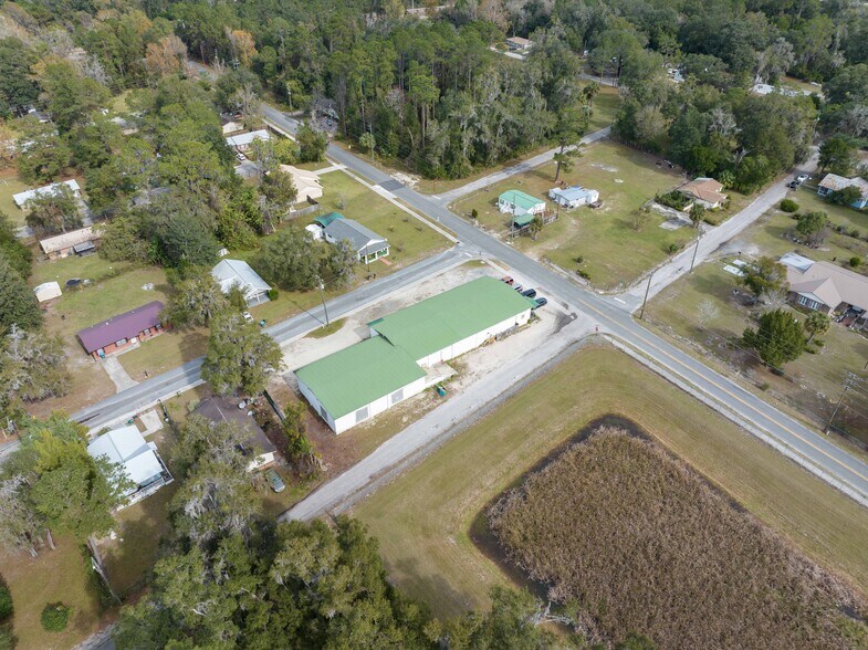 196 NE Chestnut Ave, Lake City, FL à louer - Photo du bâtiment - Image 3 de 24