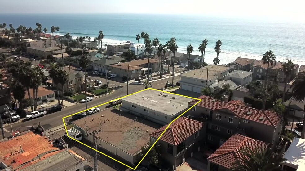 100 Oceanside Blvd, Oceanside, CA à vendre - Vidéo sur l’inscription commerciale - Image 1 de 1