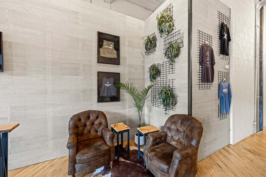 317 E Water St, Charlottesville, VA à vendre - Photo intérieure - Image 2 de 50