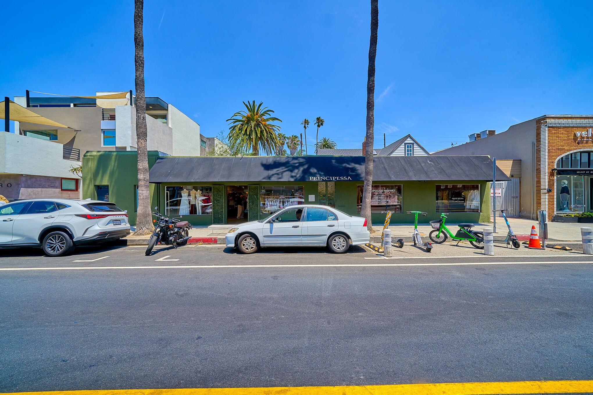 1321-1325 Abbot Kinney Blvd, Venice, CA à vendre Photo du bâtiment- Image 1 de 47