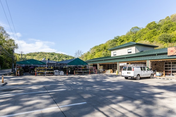 509 Rochester Rd, Pittsburgh, PA for lease - Building Photo - Image 1 of 29