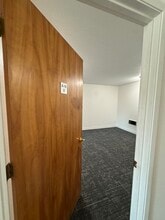 2051 Hilltop Dr, Redding, CA à louer Photo du bâtiment- Image 1 de 3