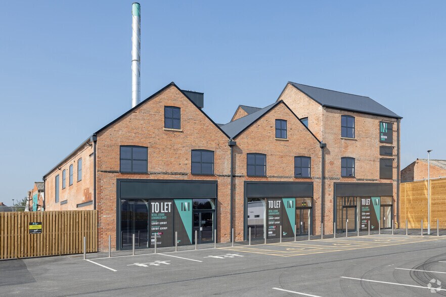 South St, Retford for lease - Building Photo - Image 2 of 7