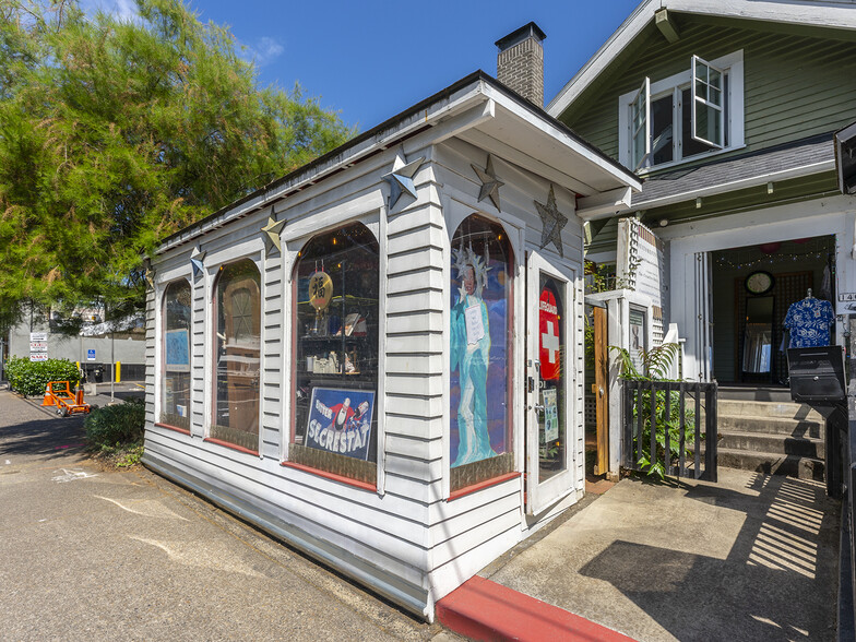 1405 SE Tacoma St, Portland, OR à vendre - Photo du bâtiment - Image 3 de 12