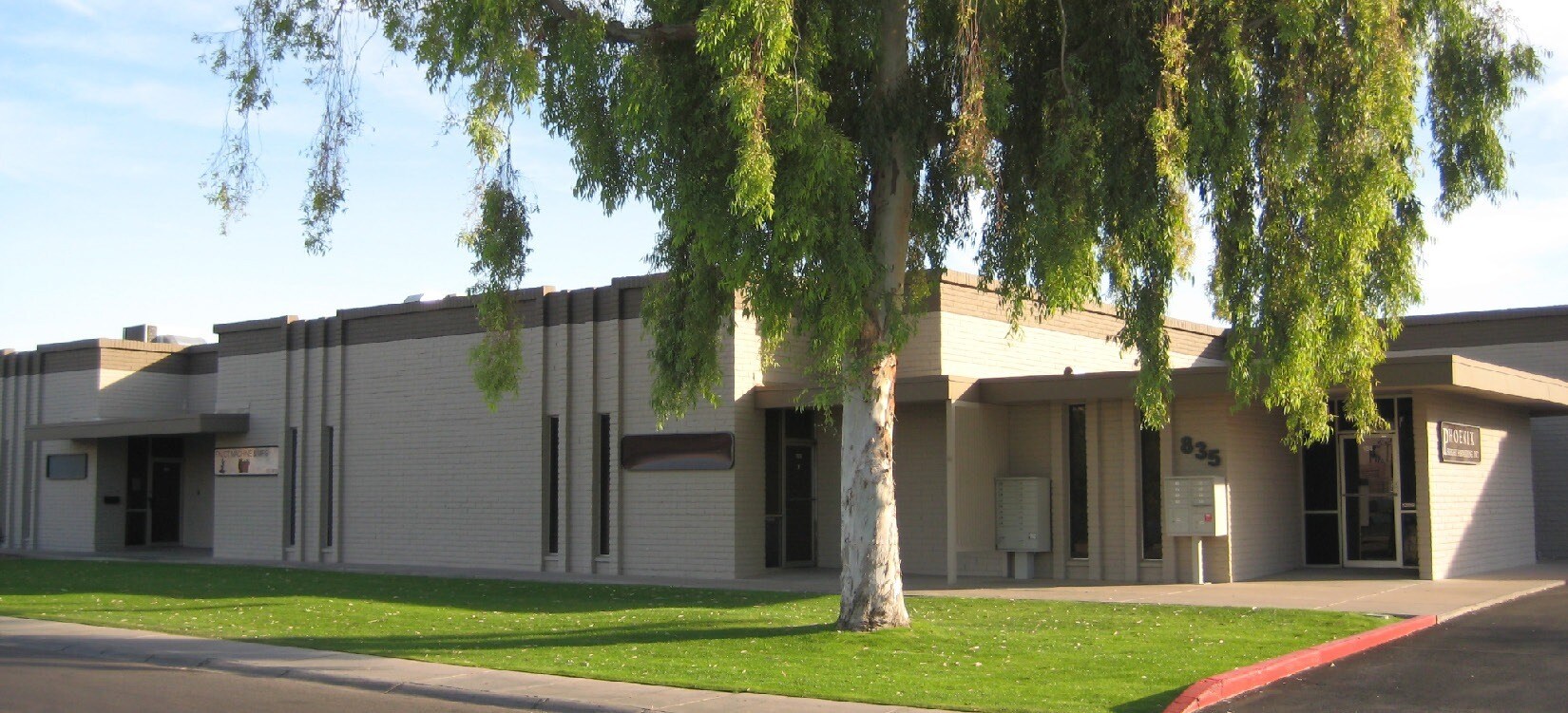 835 W 22nd St, Tempe, AZ à louer Photo principale- Image 1 de 3