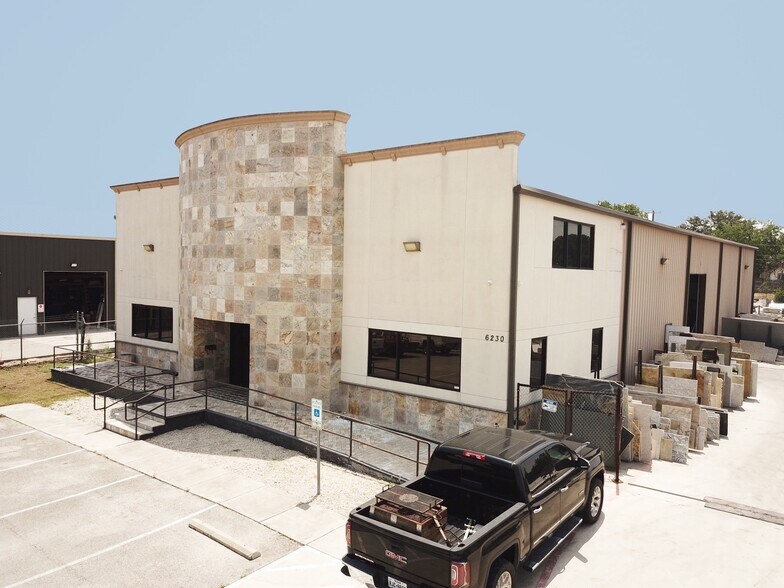 6230 Krempen Ave, San Antonio, TX à vendre - Photo du bâtiment - Image 1 de 6