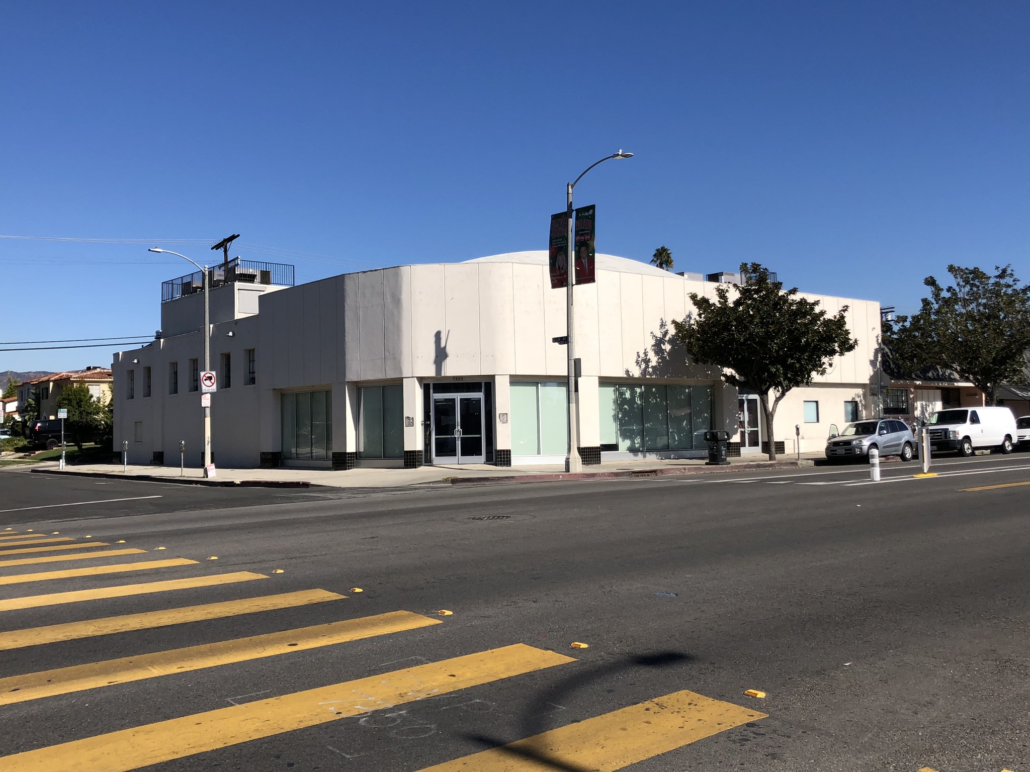 7323 Beverly Blvd, Los Angeles, CA for sale Building Photo- Image 1 of 1