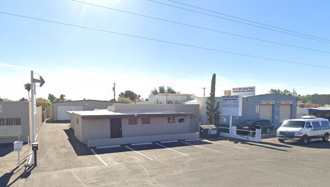 Plus de détails pour 8227 E Apache Trl, Mesa, AZ - Local d'activités à louer