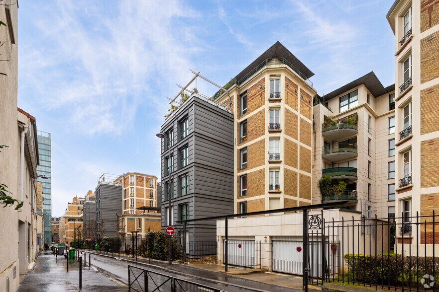 5 Rue De La Saïda, Paris à louer - Photo du bâtiment - Image 3 de 7
