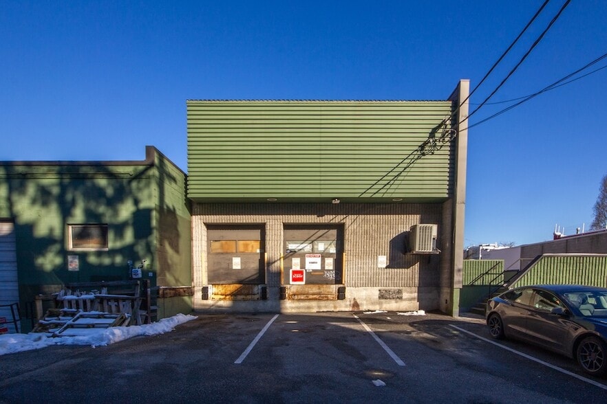 1852-1864 4th Av W, Vancouver, BC for lease - Building Photo - Image 2 of 5