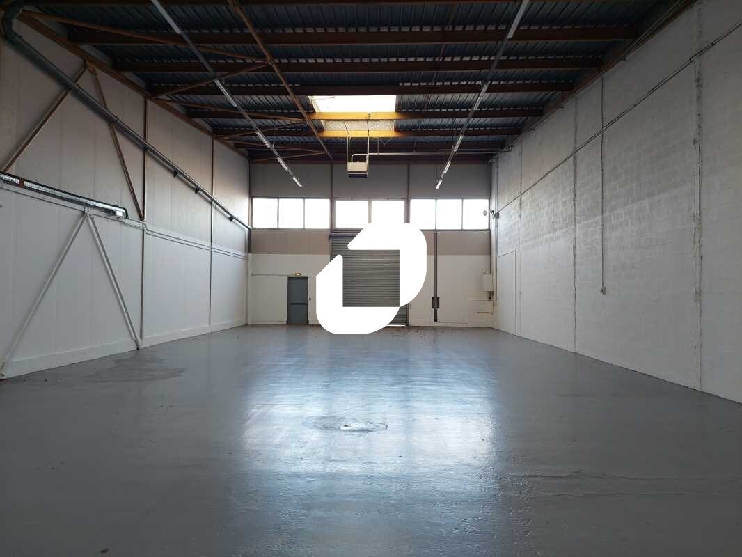 30 Rue Des Osiers, Coignières for lease Interior Photo- Image 1 of 16