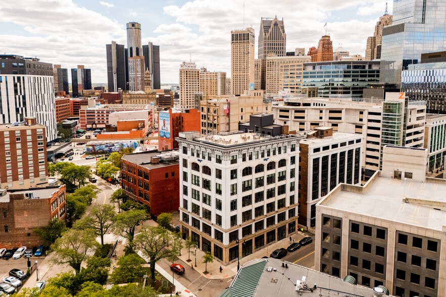 230 E Grand River Ave, Detroit, MI for lease - Building Photo - Image 3 of 6