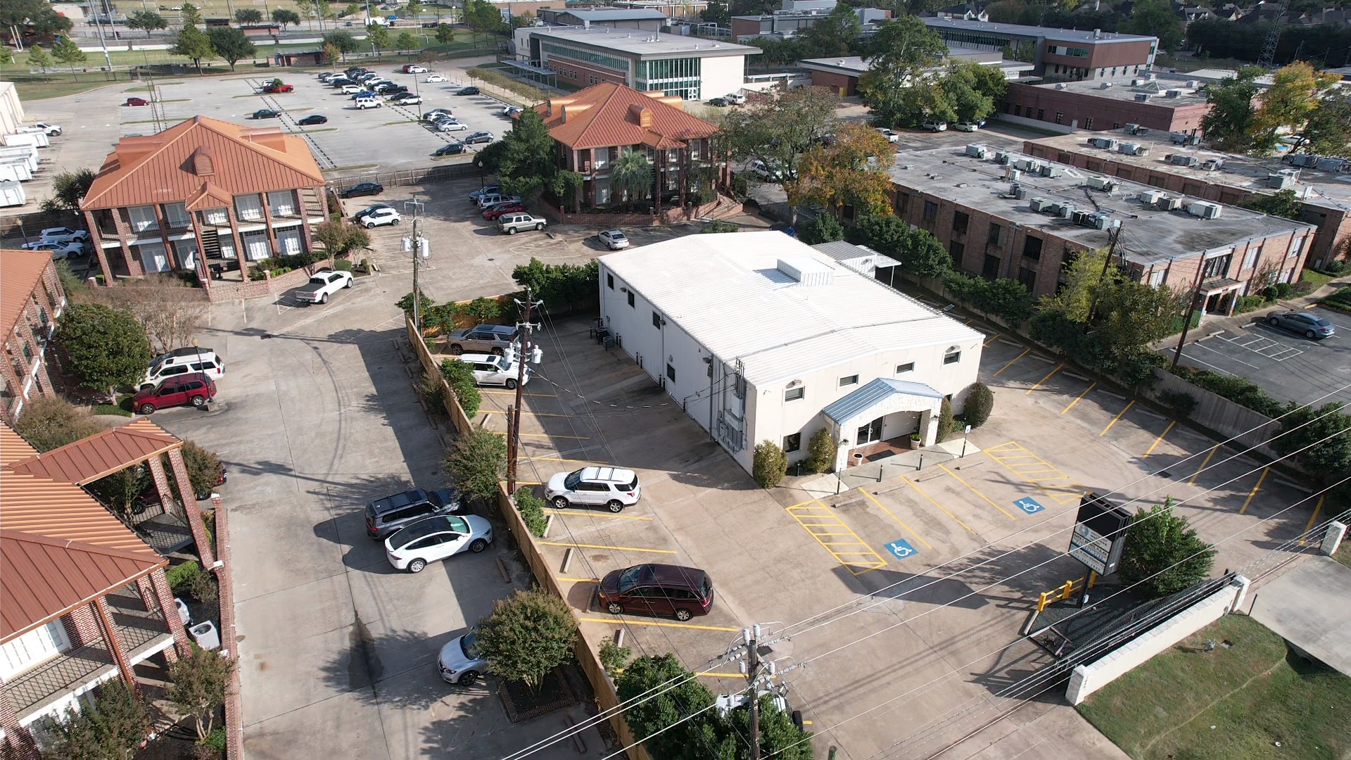1446 Campbell Rd, Houston, TX for lease Primary Photo- Image 1 of 7