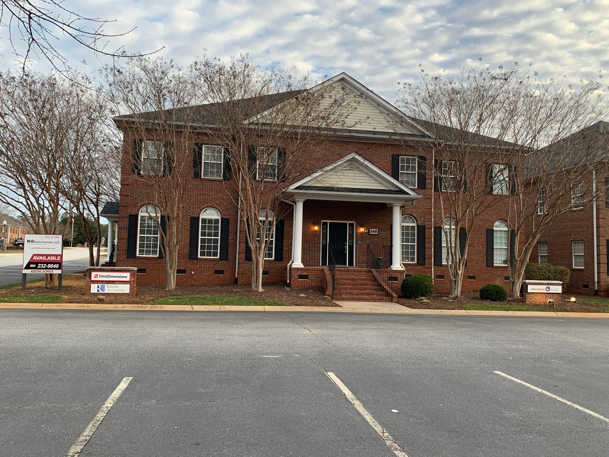 3441 Pelham Rd, Greenville, SC for lease Primary Photo- Image 1 of 3