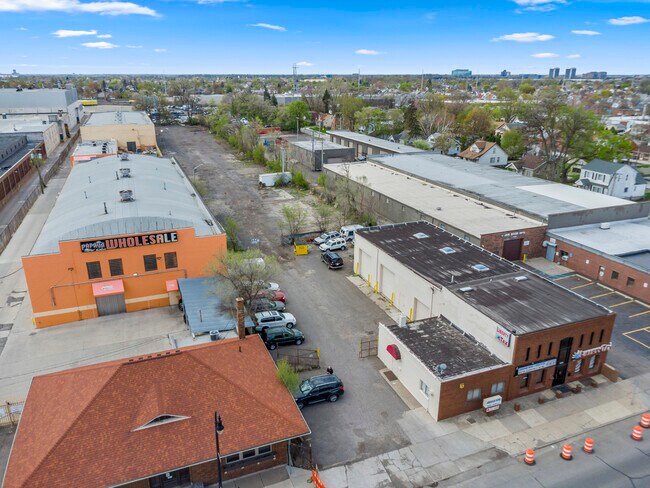 Plus de détails pour 14321 W Warren Ave, Dearborn, MI - Terrain à louer