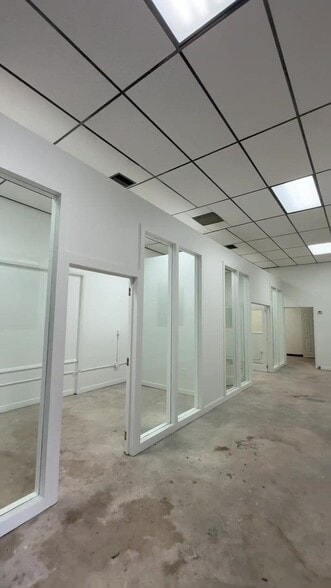 2021-2043 NW 1st Pl, Miami, FL for lease - Commercial Listing Video - Image 3 of 15