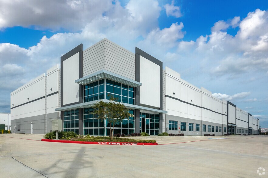 State Highway 6, Houston, TX à louer - Photo principale - Image 3 de 3