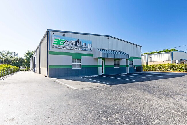 More details for 5600 Zip Dr, Fort Myers, FL - Industrial for Lease
