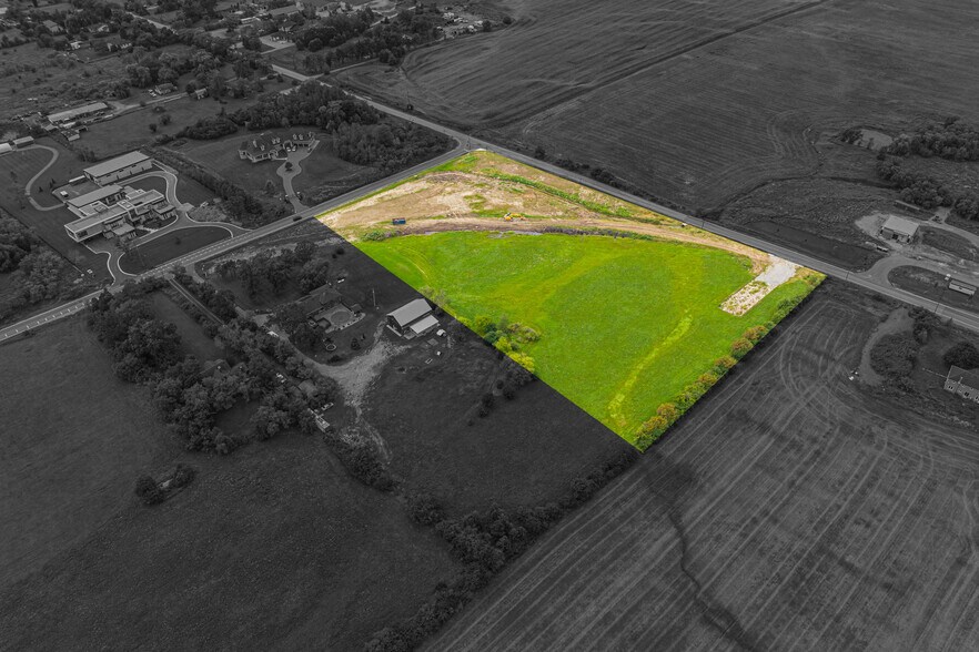 5000 Henderson Road, Milton, ON for sale - Building Photo - Image 1 of 16