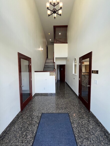 1715 W Kennewick Ave, Kennewick, WA à vendre - Photo du bâtiment - Image 3 de 20