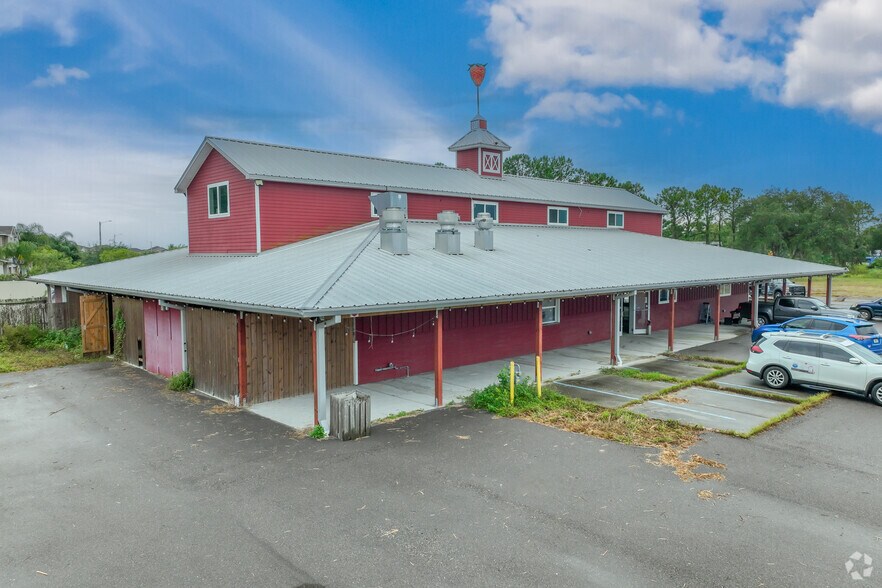 10070 Fern Hill Dr, Riverview, FL à louer - Photo du bâtiment - Image 3 de 18