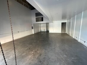 99-048 Koaha Way, Aiea, HI for lease Interior Photo- Image 1 of 1