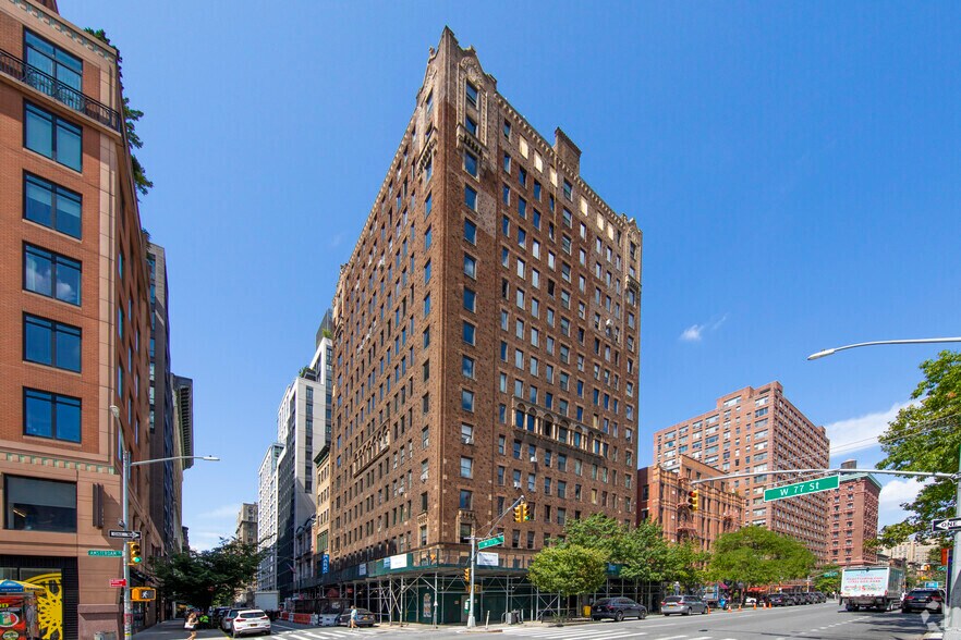 360 Amsterdam Ave, New York, NY for lease - Building Photo - Image 1 of 5